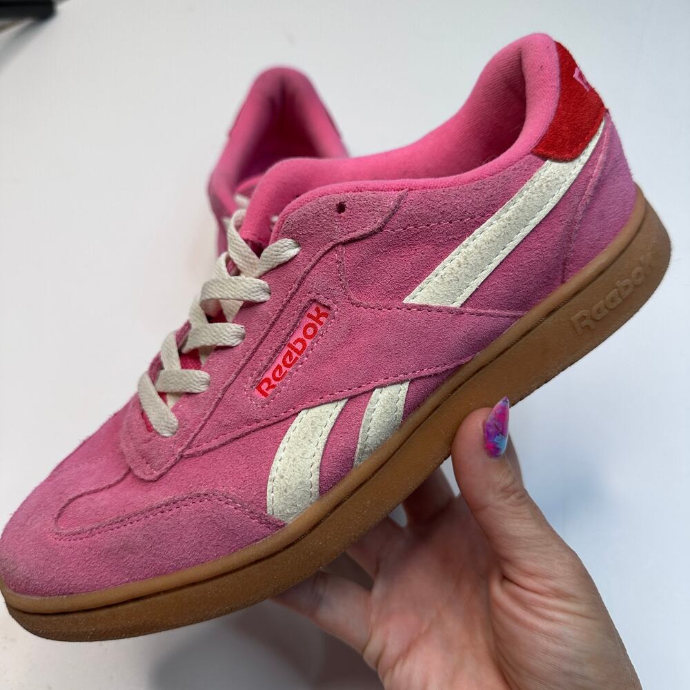 Reebok Vibrant Pink Suede Forte Lounger Sneaker